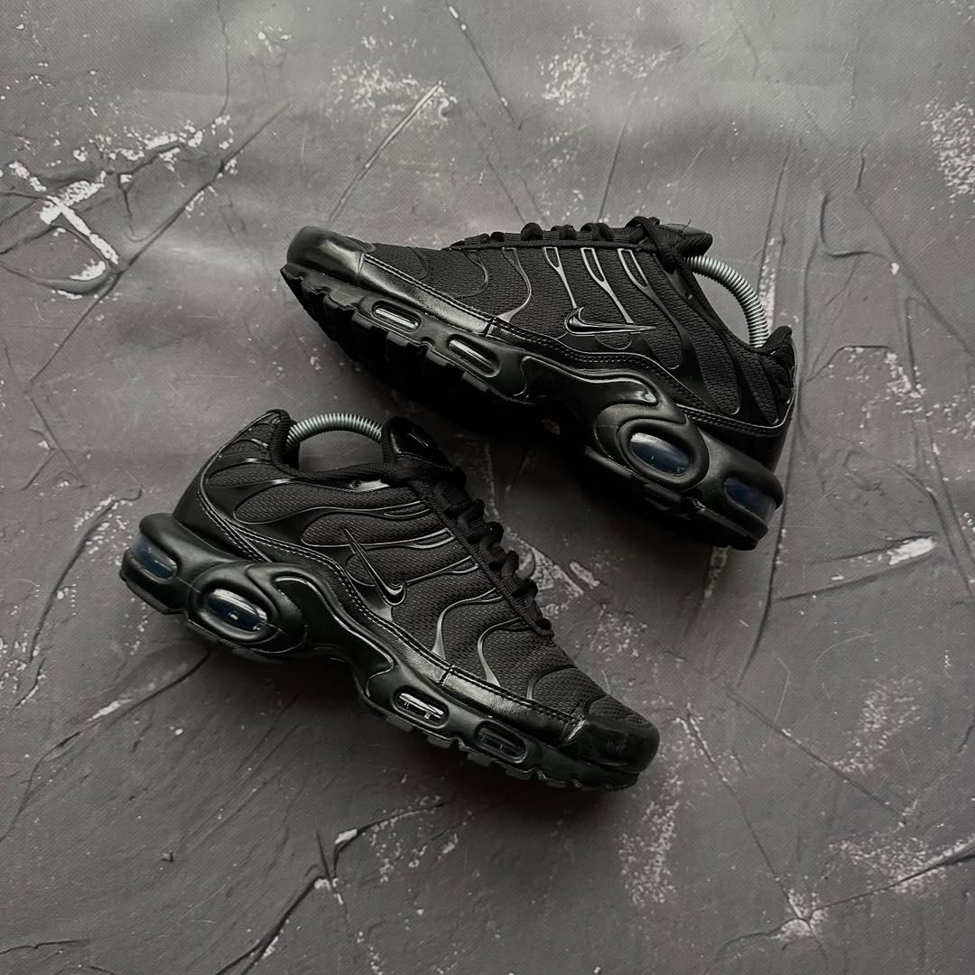 hot lime air max plus