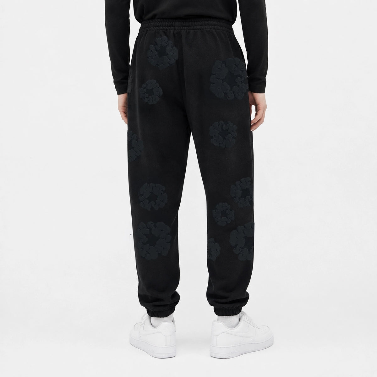 Denim Tears Cotton Wreath Sweatpants Black Monochrome