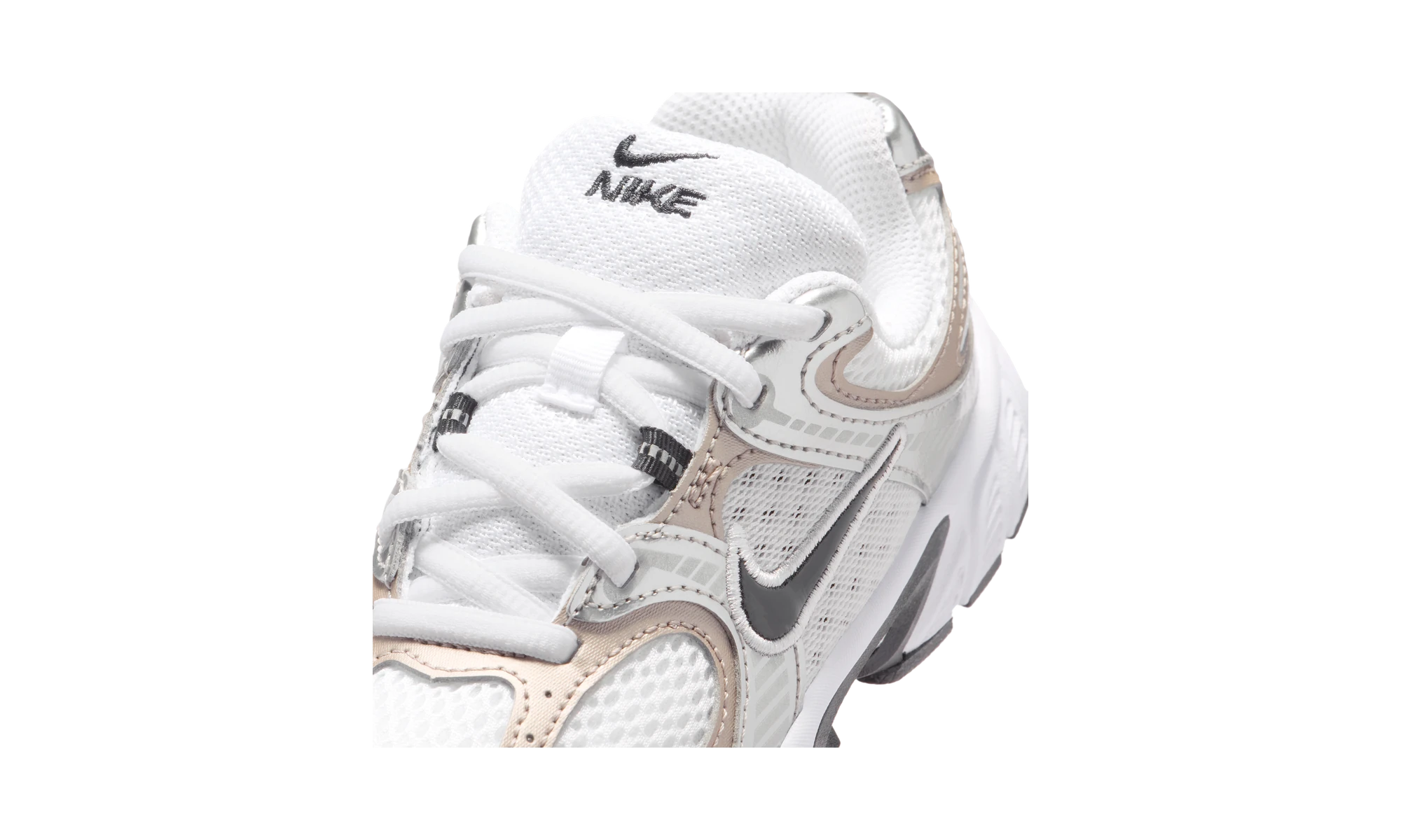Nike V5 RNR Shoes (Classic laces) White/Vast Grey/College Grey/Black