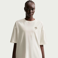 Nike Sportswear Classic Oversized Short-Sleeve T-Shirt Sail/Dark Hazel/Dark Hazel