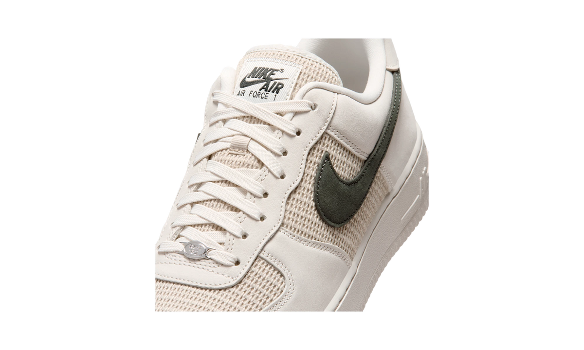 Nike Air Force 1 '07 LV8 Phantom/Cream II/Metallic Silver/Dark Smoke Grey