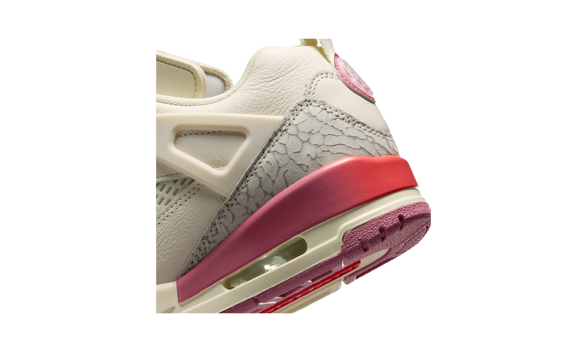 Air Jordan Spizike Low Pale Ivory/Track Red/Coconut Milk/Desert Berry