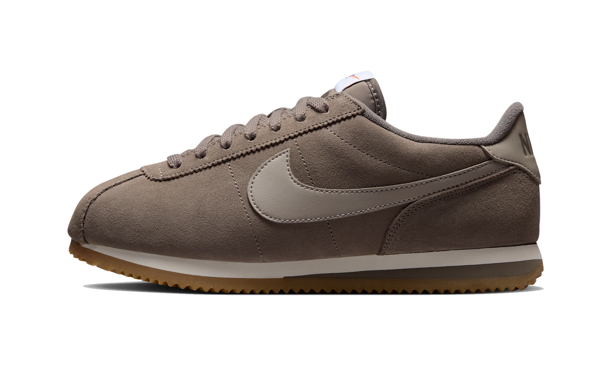 Nike Cortez Cave Stone/Sail/Gum Light Brown/Enigma Stone