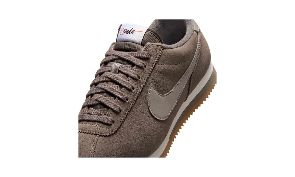 Nike Cortez Cave Stone/Sail/Gum Light Brown/Enigma Stone