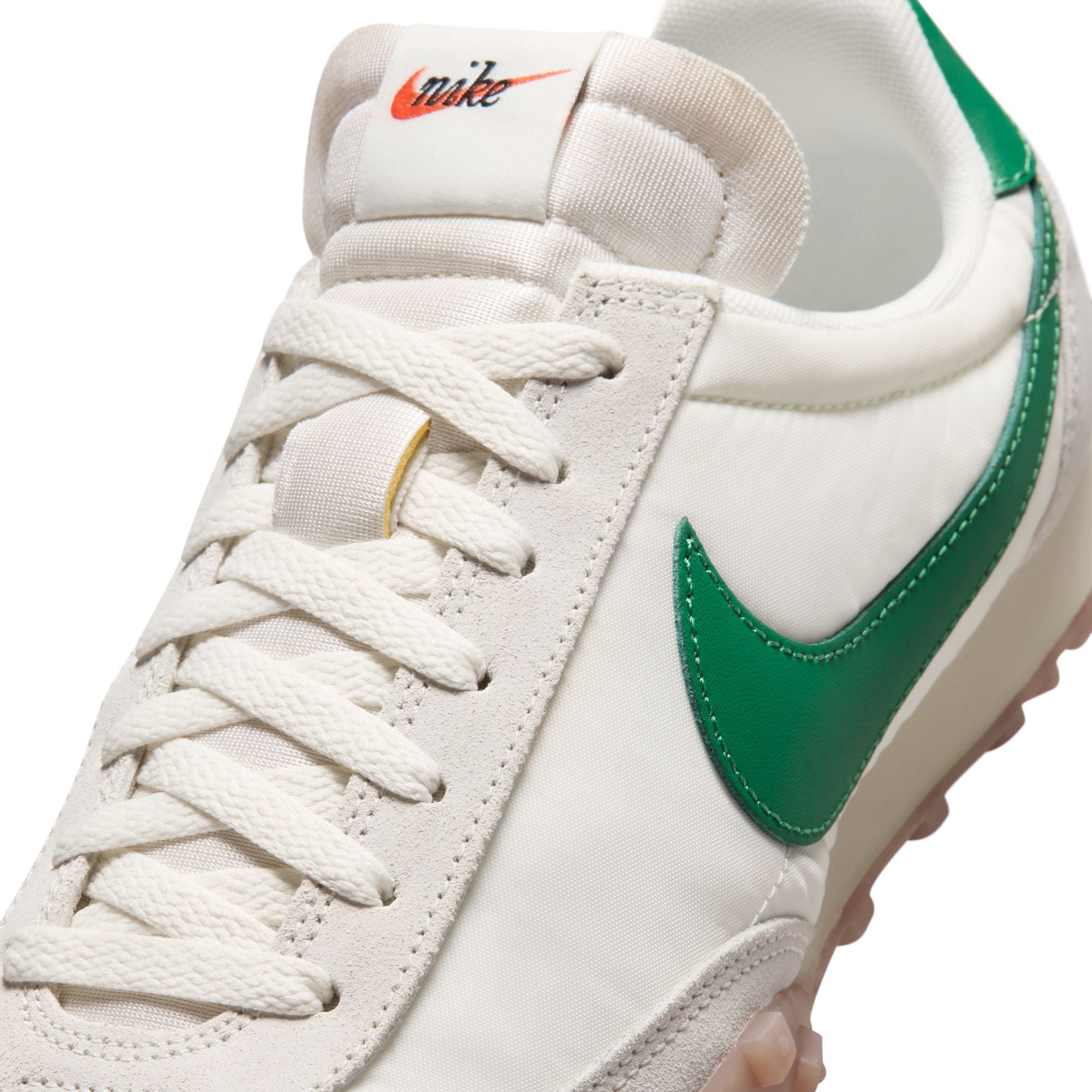 Nike Waffle Racer Sail/Pine Green/Beach/Gum Medium Brown