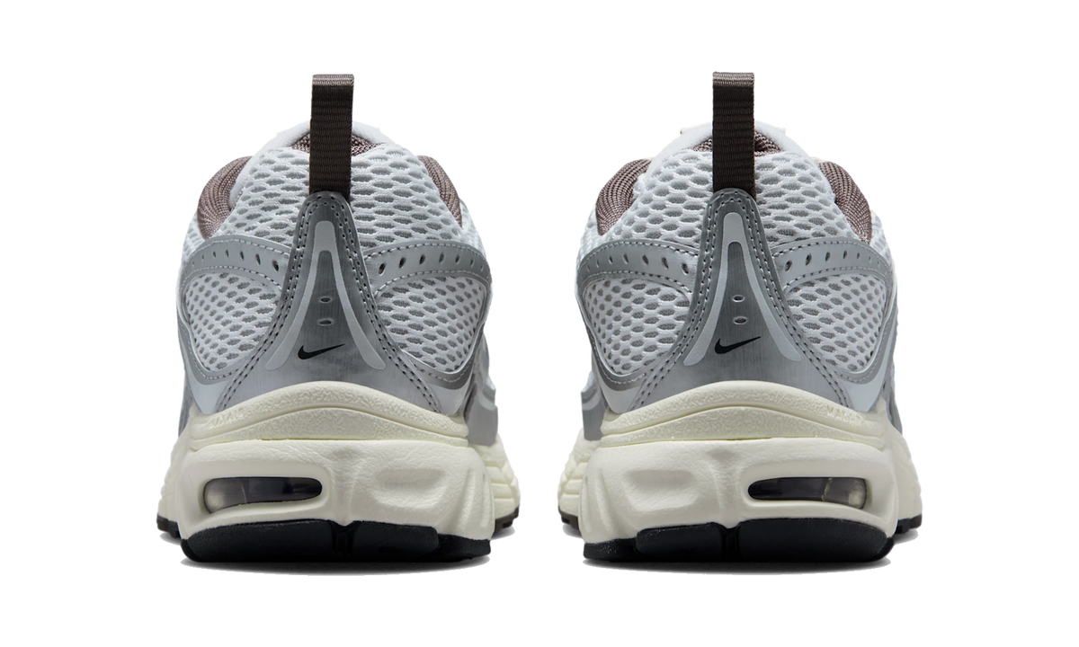 Nike Air Max Moto 2K Platinum Tint/Cave Stone/Anthracite/Metallic Silver
