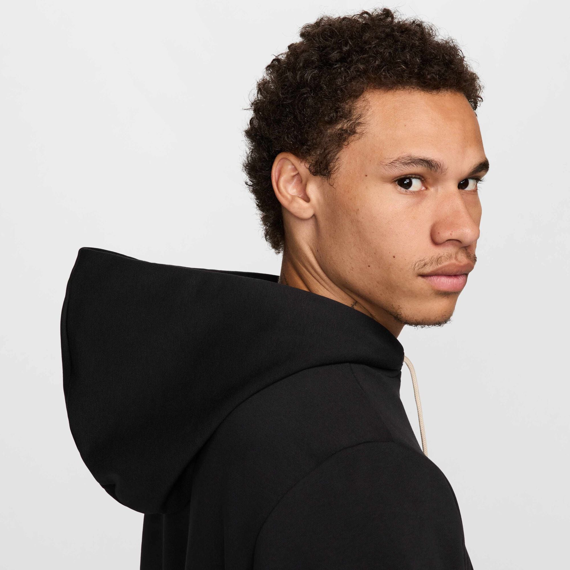 Nike Standard Issue Dri-FIT Pullover Basketball Hoodie Black/Pale Ivory