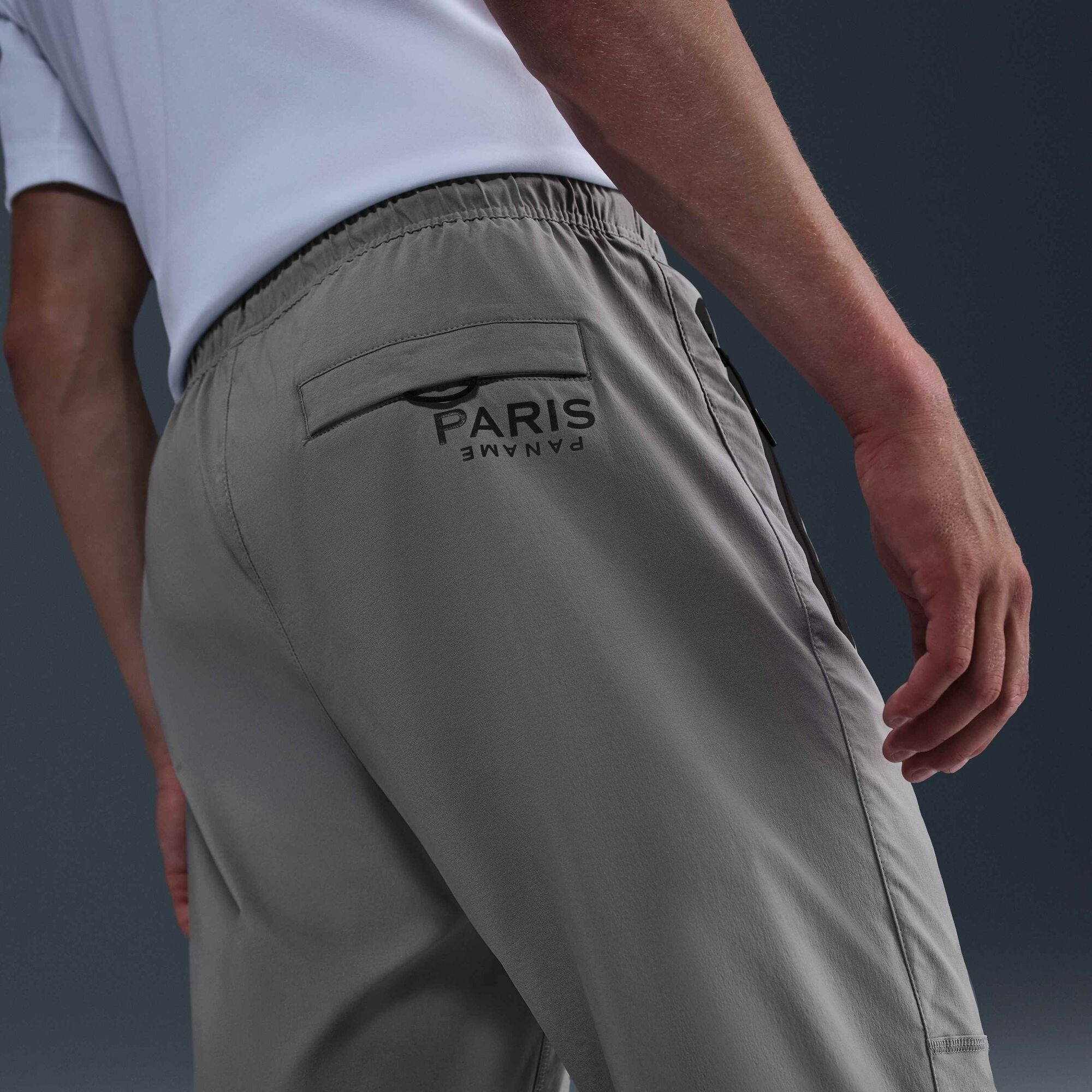 Paris Saint-Germain F.C. Tech Nike Football Woven Pants Particle Grey/Particle Grey