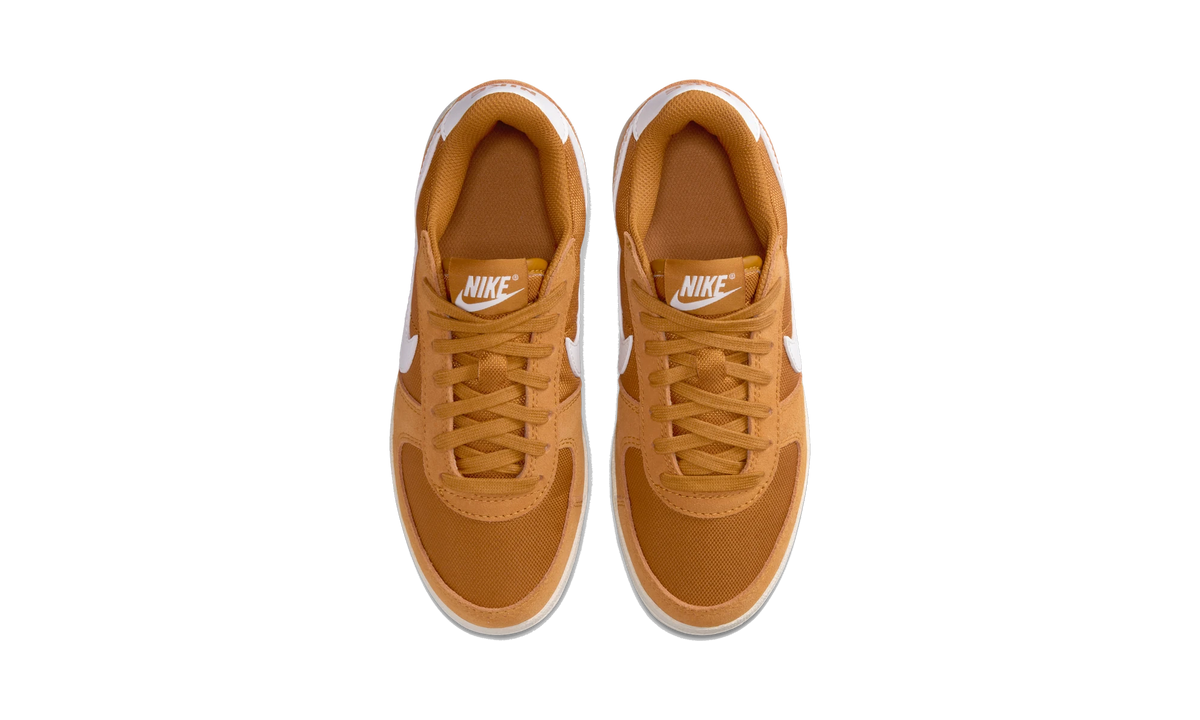 Nike Field General Desert Ochre/Desert Ochre/Sail/Sail