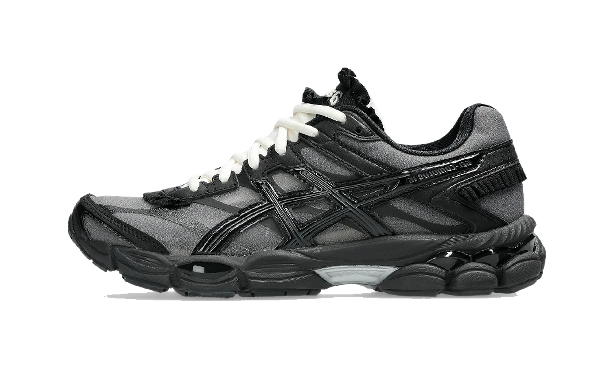 ASICS Gel Cumulus 16 Griff Black White