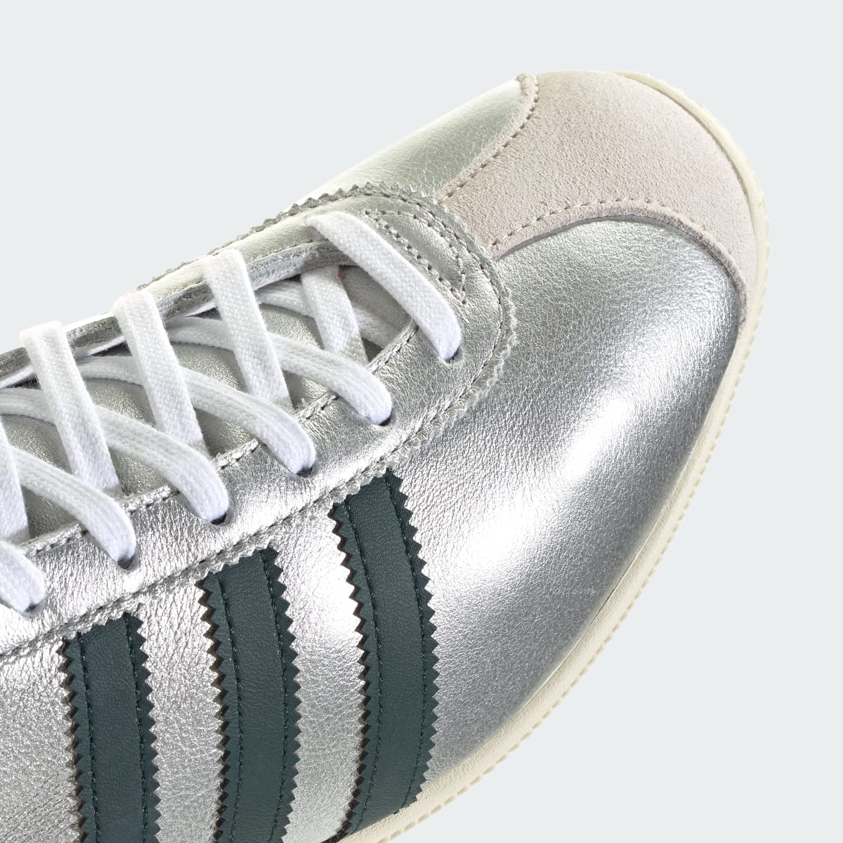 Adidas Paris Silver Metallic Aurora Ivy