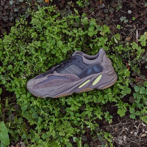 Adidas Yeezy Boost 700 Mauve, Mauve/Mauve/Mauve (EE9614)