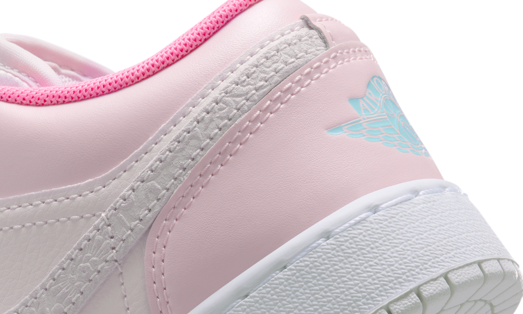 Air Jordan 1 Low SE Pink Bloom