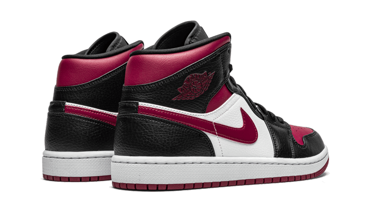 Air Jordan 1 Mid Bred Toe, Black/Noble Red-White (554724-066 / 554725-066)