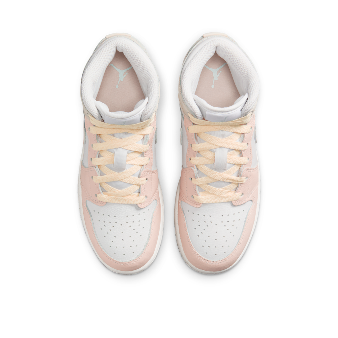 Air Jordan 1 Mid Flamingo - Sneak