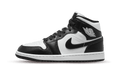 Air Jordan 1 Mid Panda