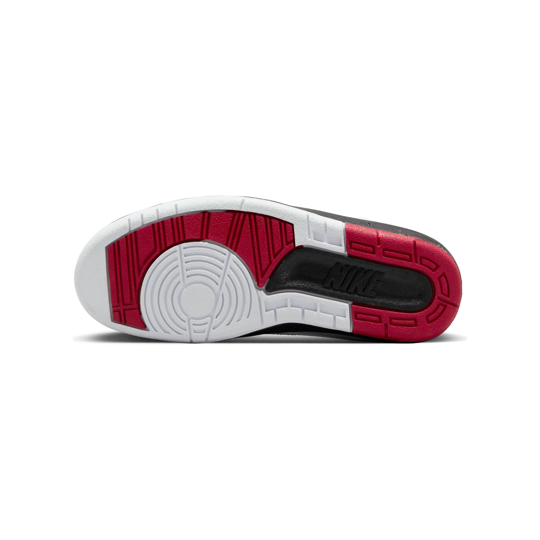 Air Jordan 2 Retro OG Chicago (2022), White/Varsity Red/Black (DX2591-106)