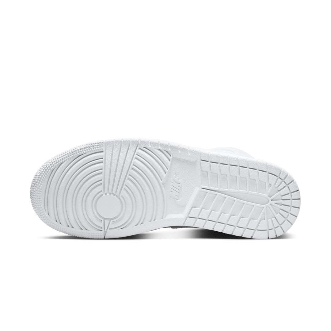 Air Jordan Mid Triple White (2022) - Sneak