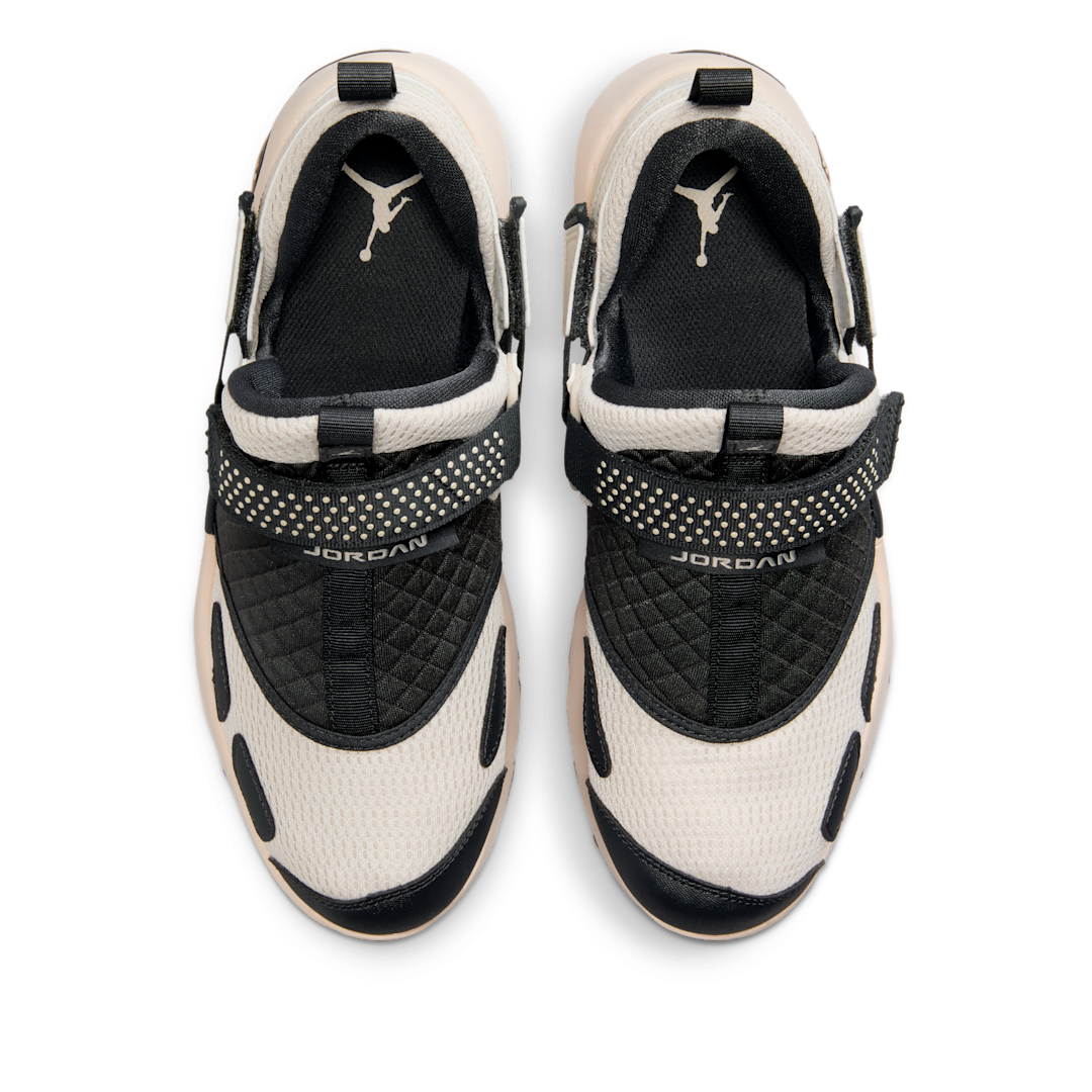 Air Jordan Trunner LX Light Orewood Brown, Light Orewood Brown/Black (HQ2164-102)