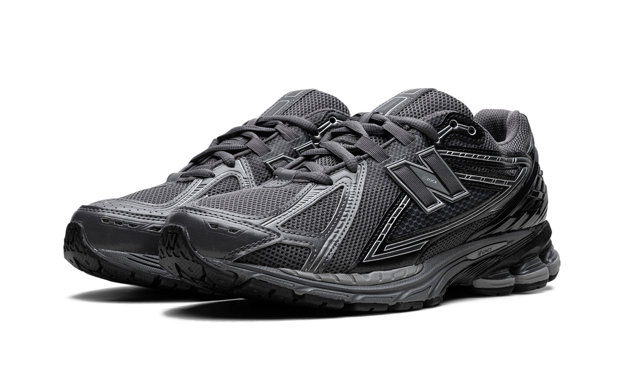 New Balance 1906R Magnet