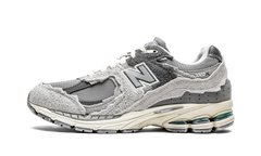 New Balance 2002R