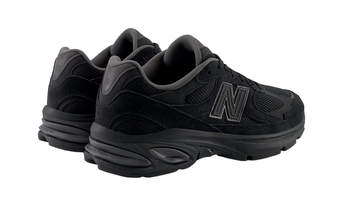New Balance 2010 Triple Black
