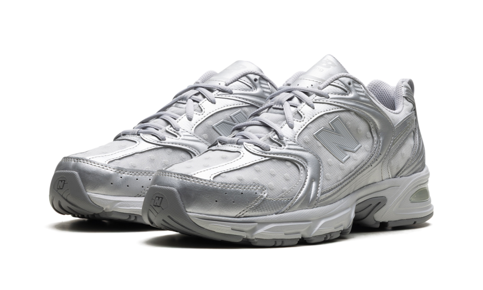 New Balance 530 Silver Metallic Raincloud Polka Dots