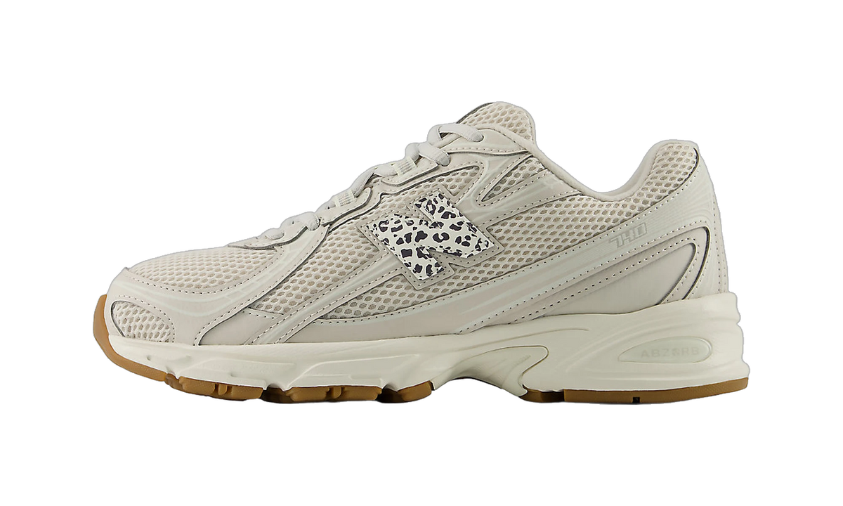 New Balance 740 Safari Moonbeam Gum