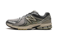 New Balance 860v2 Earth