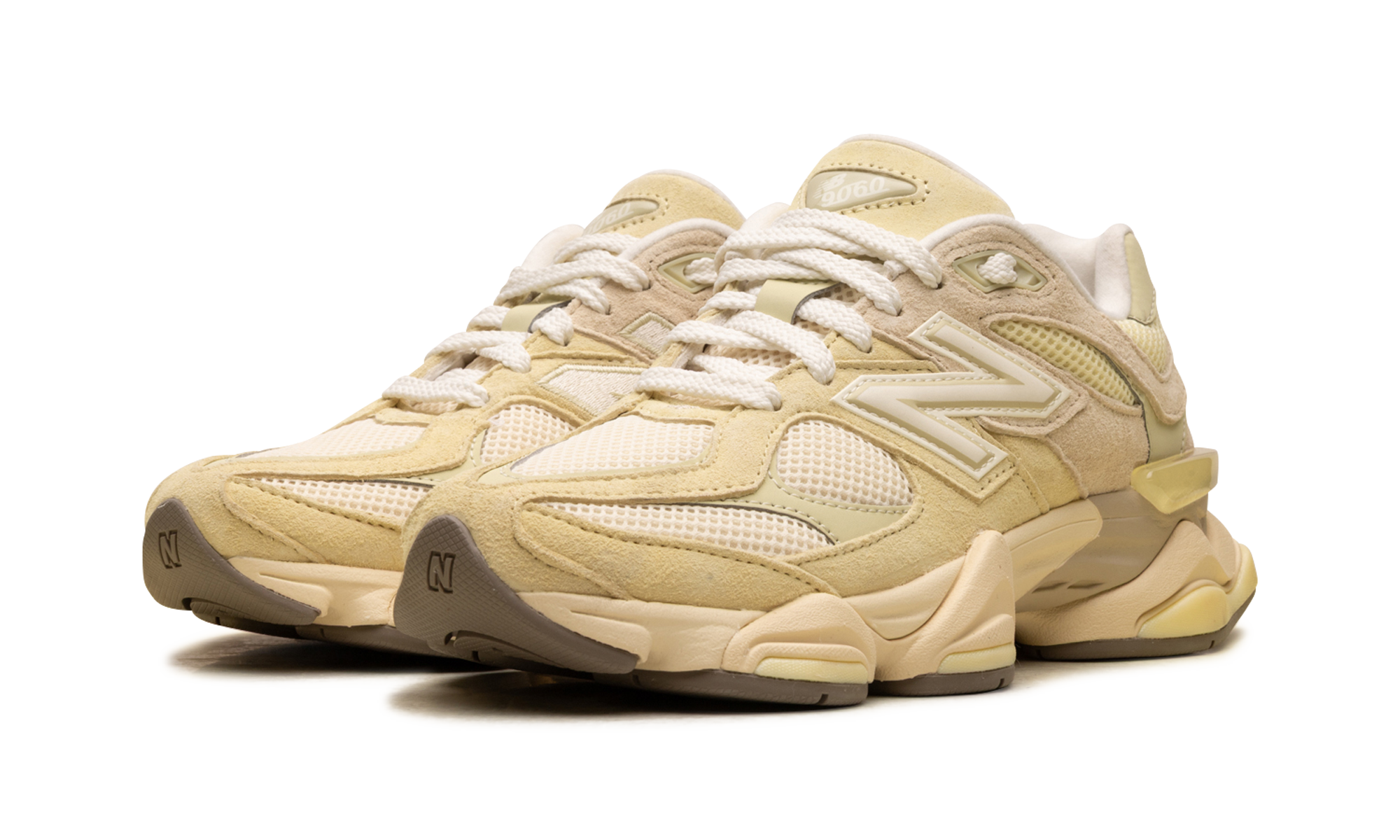 New Balance 9060 Parchement