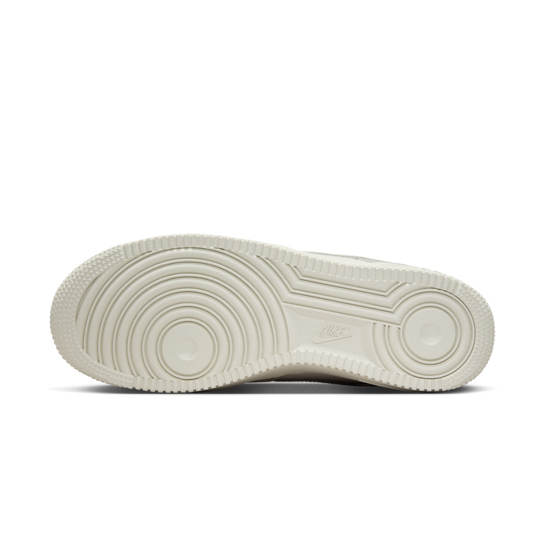 Nike Air Force 1 Low Premium Jewels Light Bone