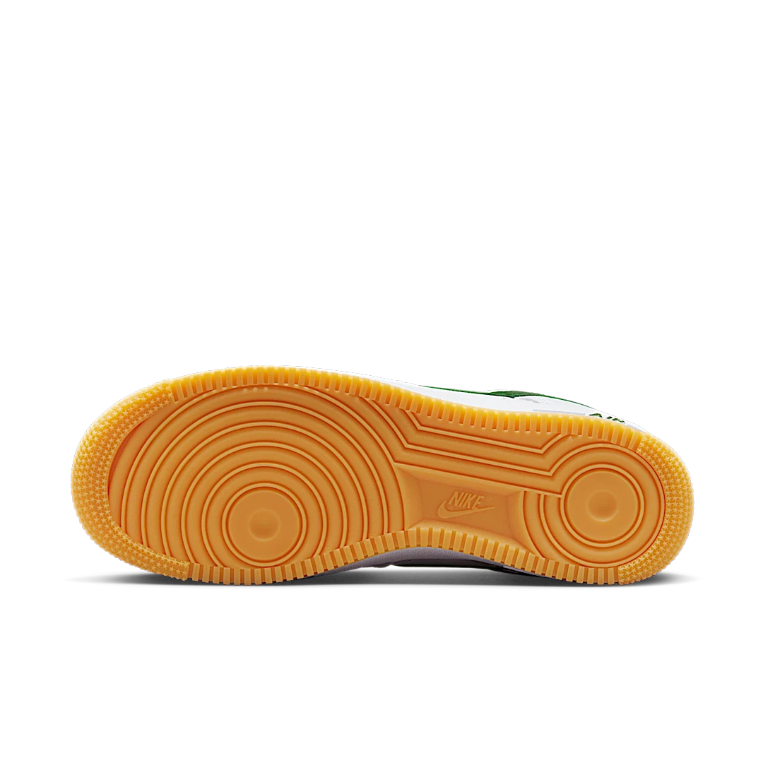 Nike Air Force 1 Low Retro QS Color of the Month White Forest Green, White/Forest Green/Gum Yellow (FD7039-101)