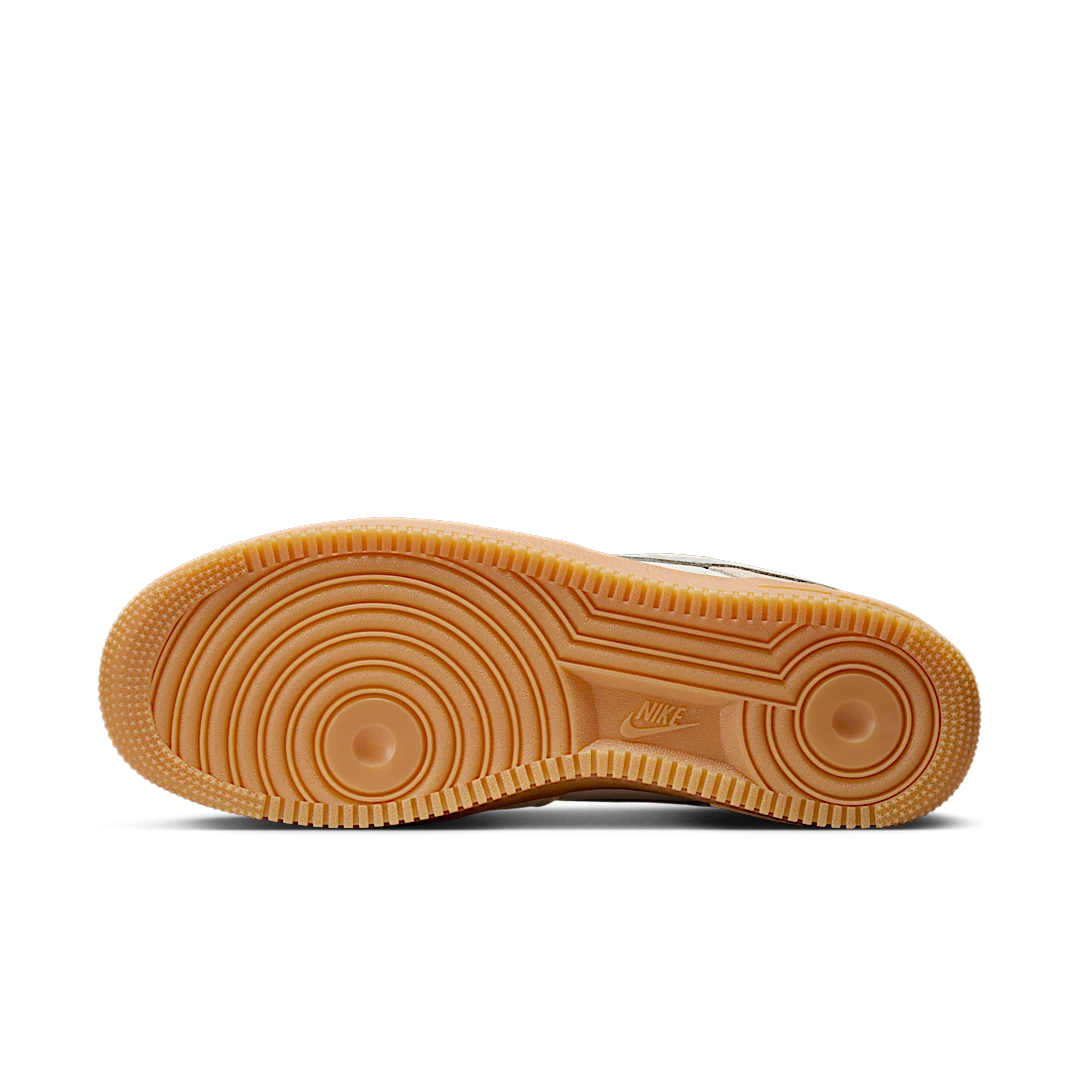 Nike Air Force 1 Low '07 LV8 Phantom Light Smoke Gum, Phantom/Gum Yellow/Summit White/Light Smoke Grey (FQ8714-002)