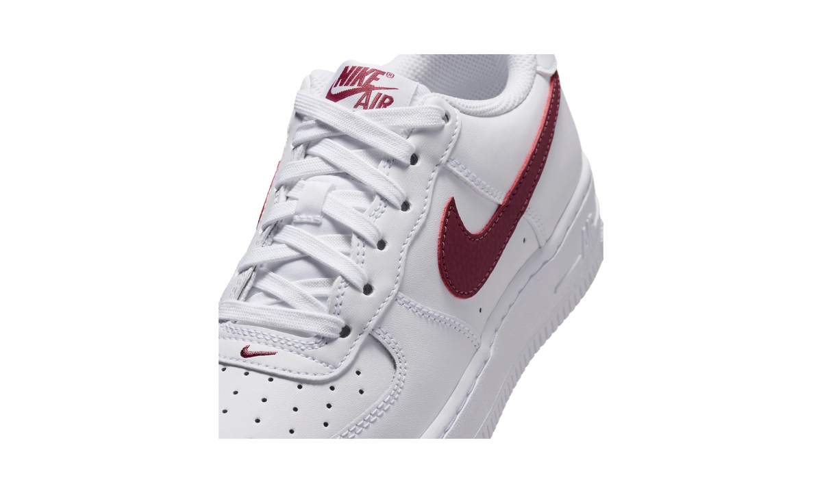 Nike Air Force 1 White Pink Smoke