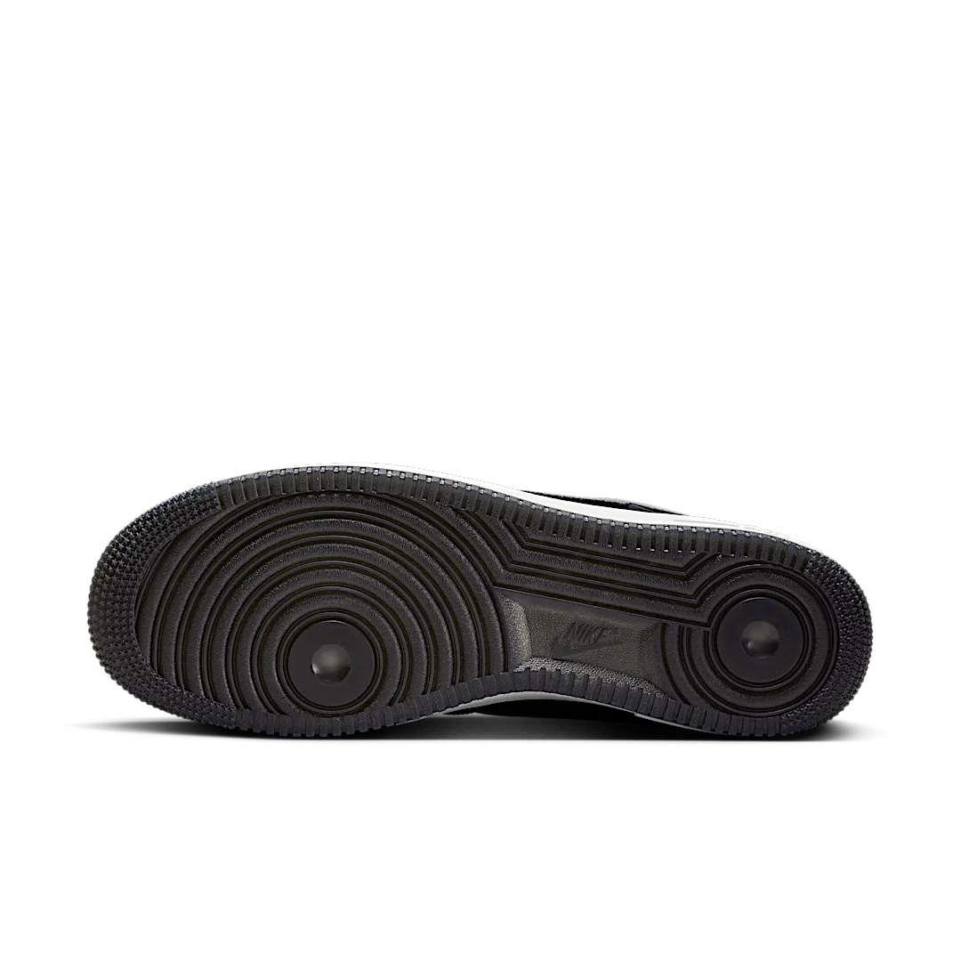 Nike Air Force 1 '07 Smoke Grey, Black/Smoke Grey/Dark Smoke Grey (FJ4170-004)