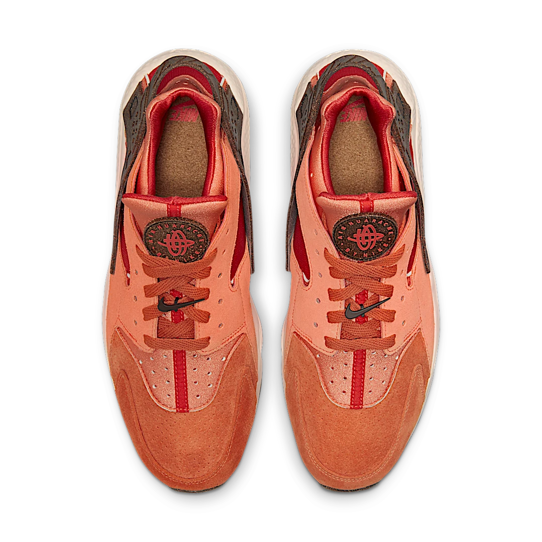 Nike Air Huarache Turf Orange, Turf Orange/Chile Red-Orange Frost (DM6238-800)