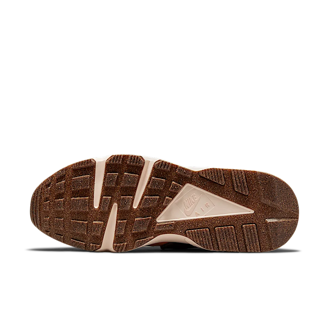 Nike Air Huarache Turf Orange, Turf Orange/Chile Red-Orange Frost (DM6238-800)