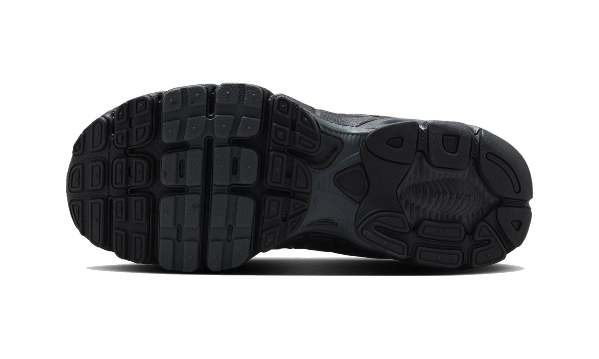 Nike Air Max Moto 2K Black Metallic Dark Grey