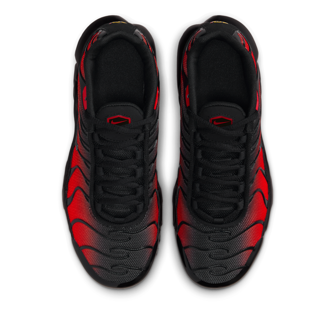 Nike Air Max Plus Black Light Crimson