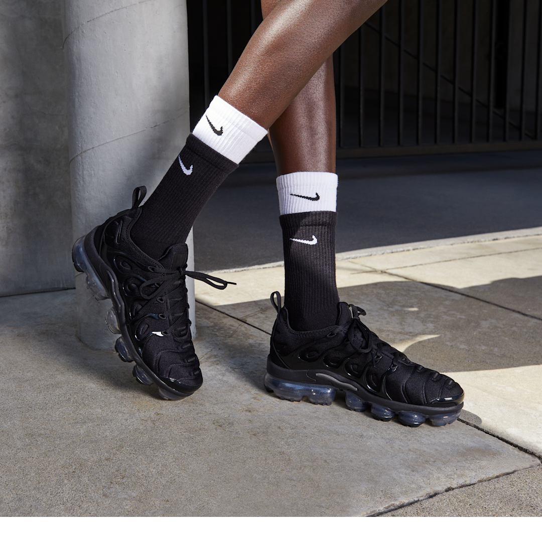 Nike Air VaporMax Plus SE Black - Sneak
