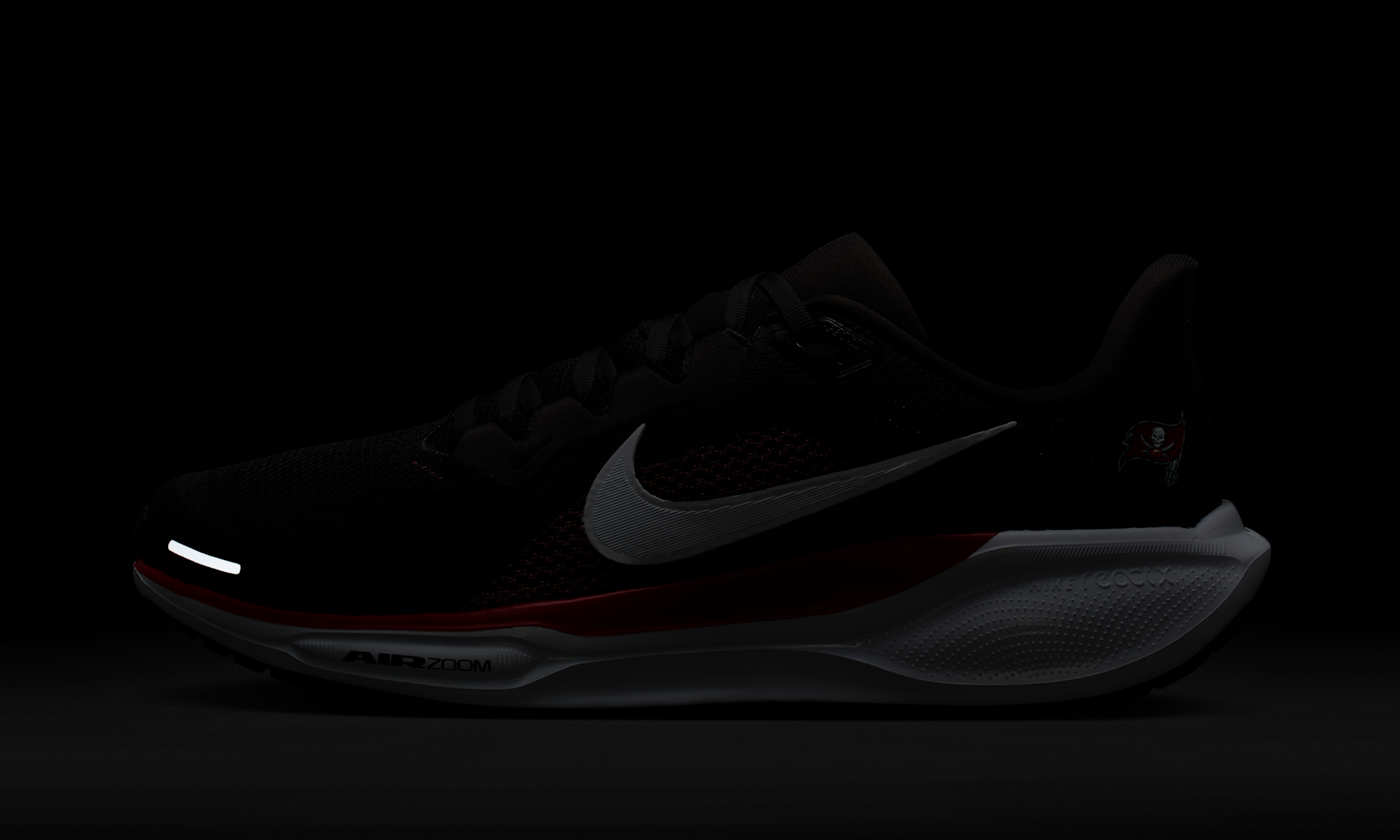 Nike Air Zoom Pegasus 41 Tampa Bay Buccaneers (2025)