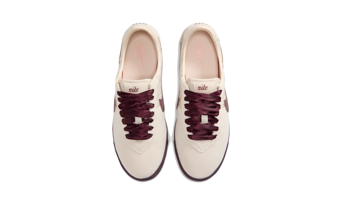 Nike Astro Grabber Leather SE Light Cream Burgundy Crush