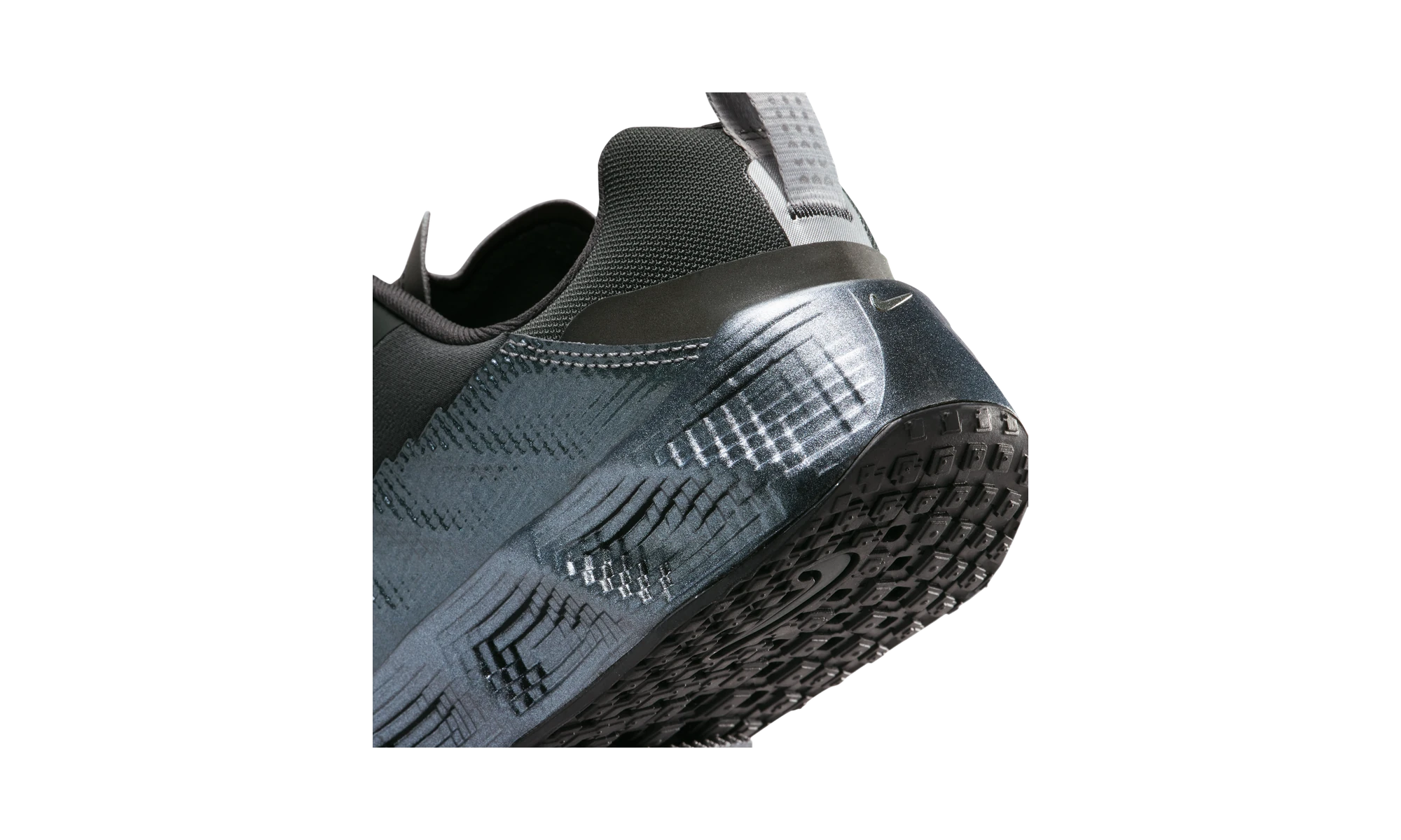 Nike Ava Rover SE Dark Smoke Grey Light Carbon