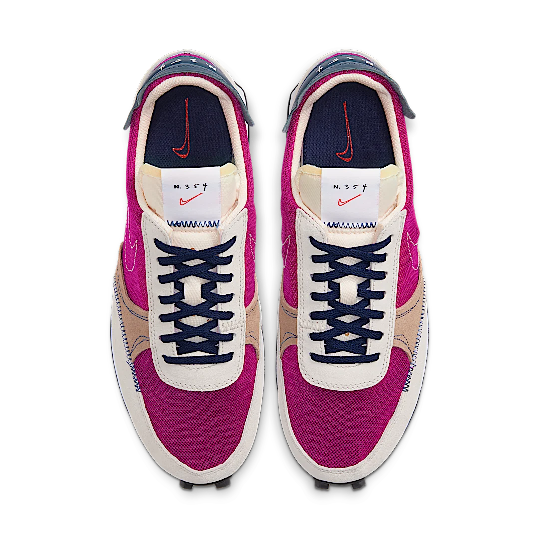 Nike Daybreak Type Cactus Flower, Cactus Flower/Light Bone/Midnight Navy (CW7566-500)