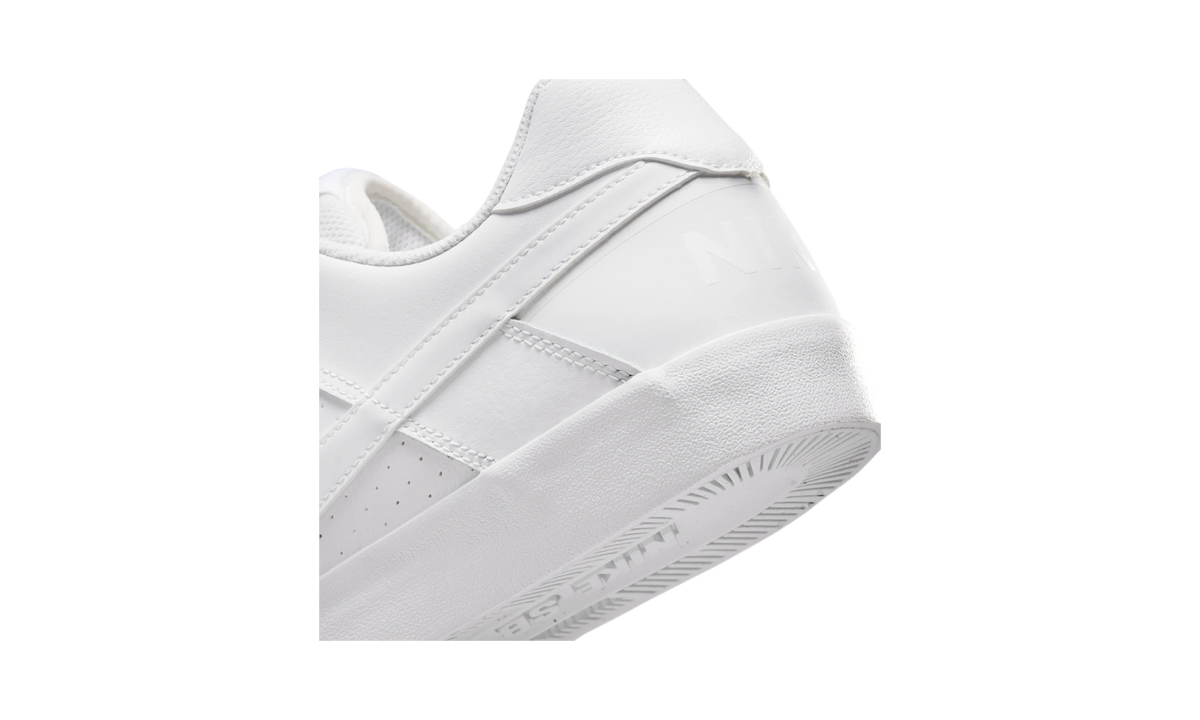 Nike Delta Force Vulc SB Triple White