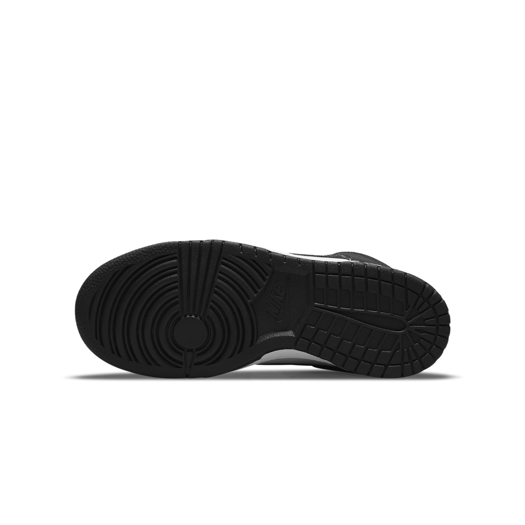 Nike Dunk High Panda (2021)