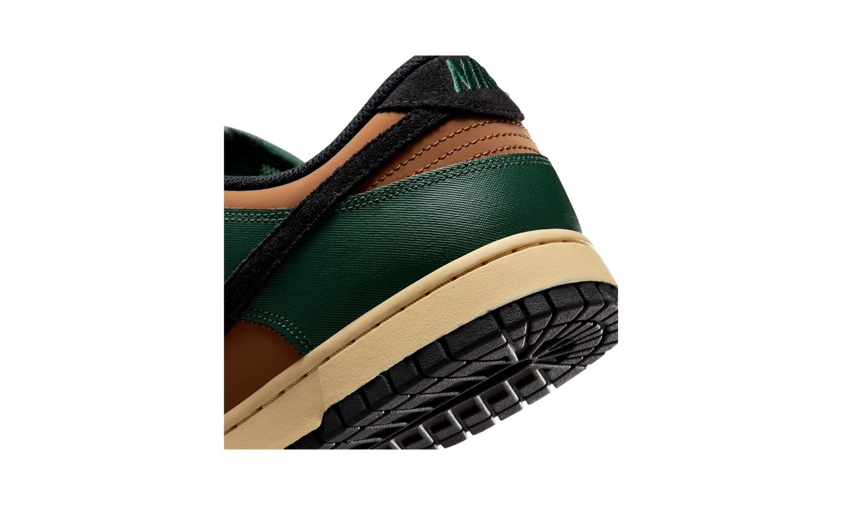 Nike Dunk Low Retro Beef and Broccoli