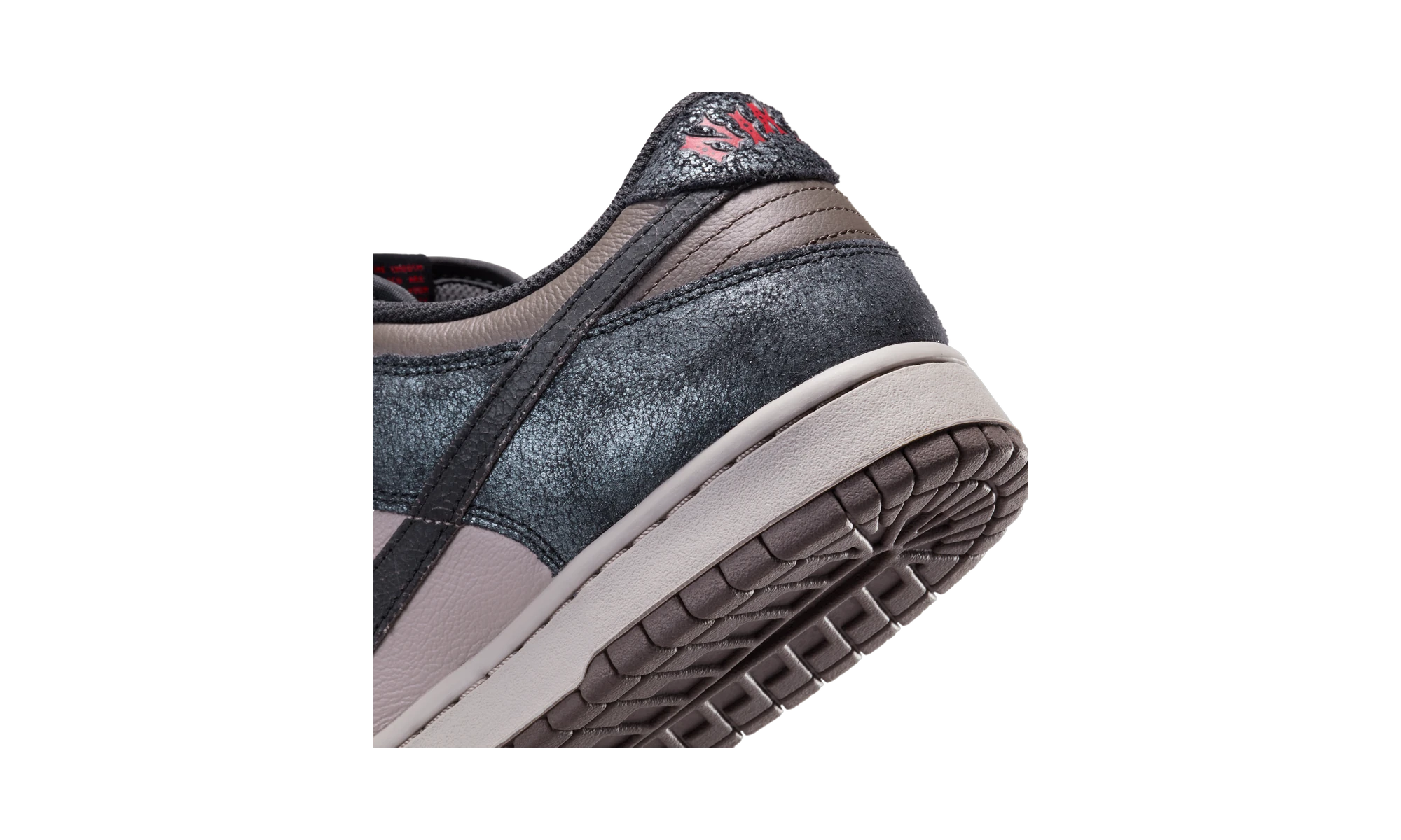 Nike Dunk Low Retro NYC CBGB