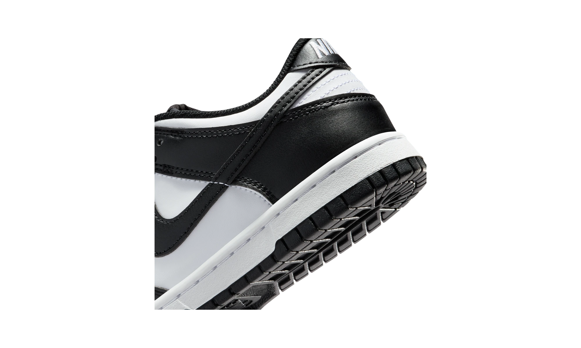 Nike Dunk Low White Black Panda (2026)