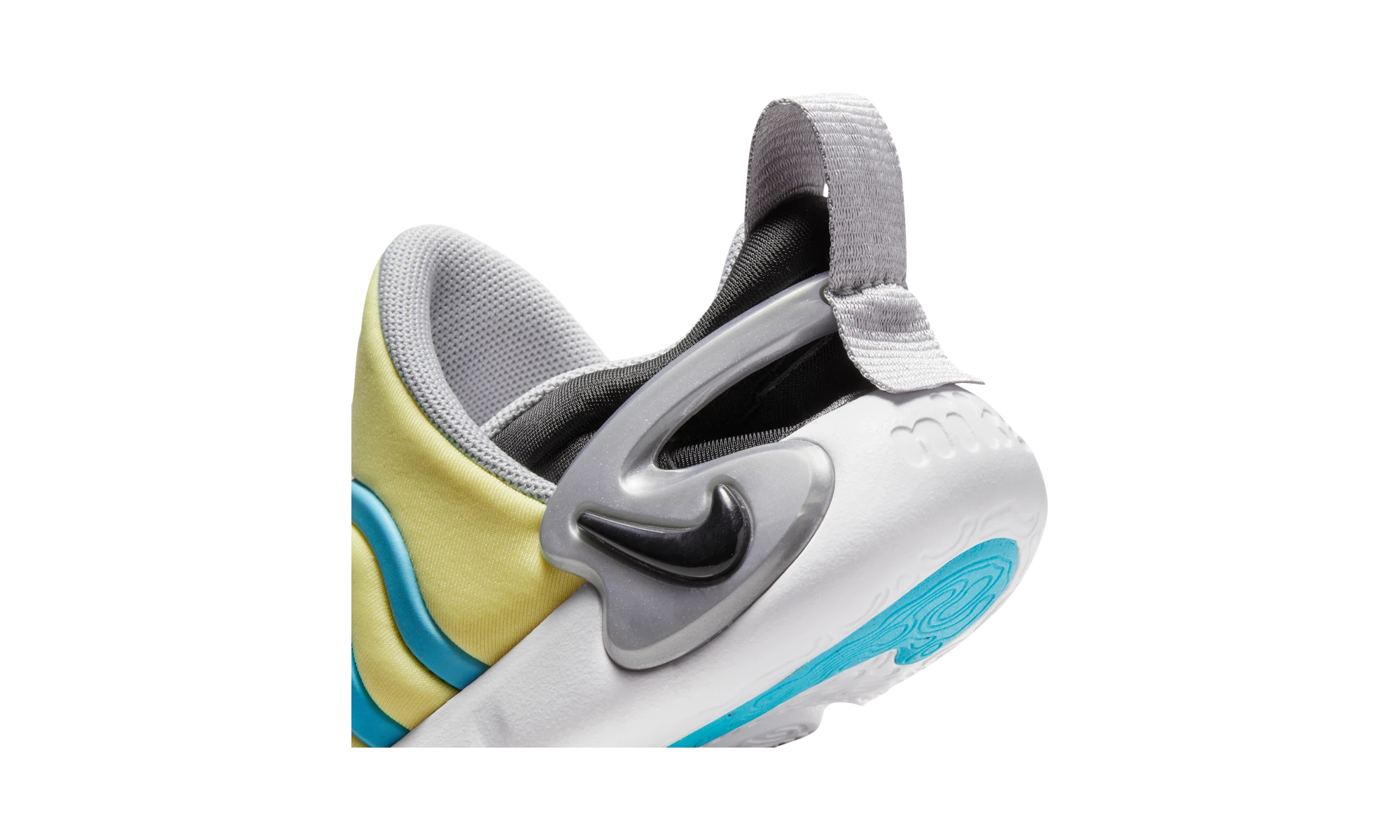 Nike Dynamo Go SE TD Lemon Chiffon Red Blue